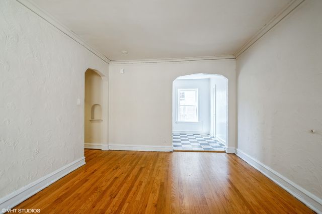 5423 W Montrose Avenue N3, Chicago, IL 60641