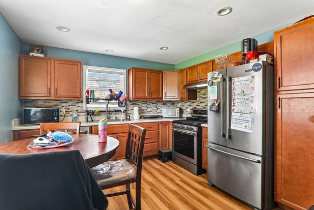 3468 Charleston Road, Waukegan, IL 60087