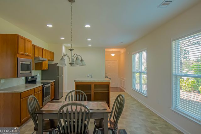 572 Beautyberry Drive, Griffin, GA 30223