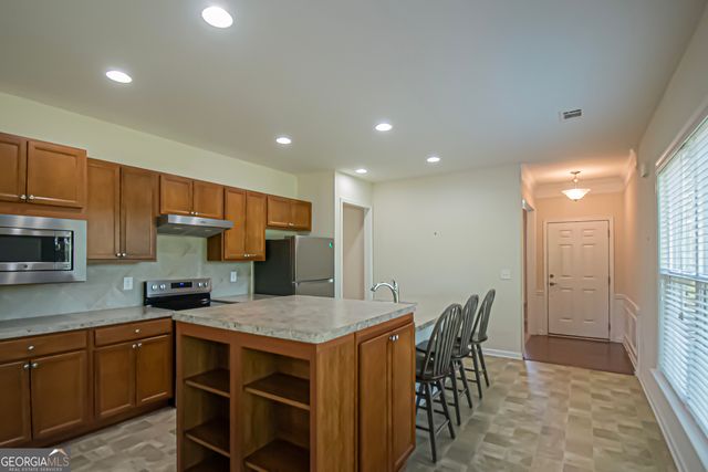 572 Beautyberry Drive, Griffin, GA 30223