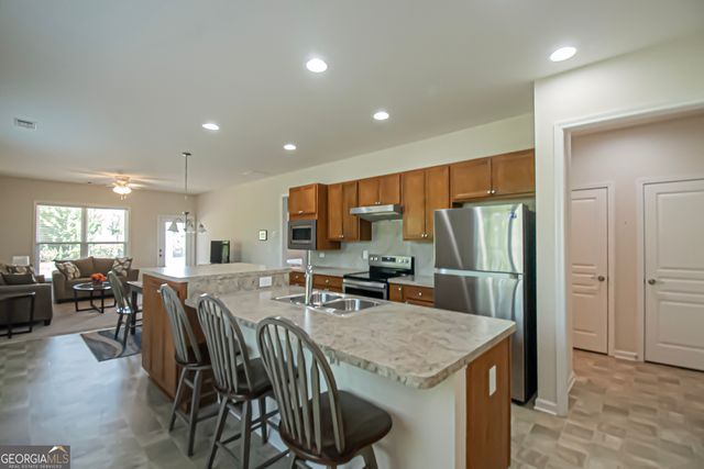 572 Beautyberry Drive, Griffin, GA 30223