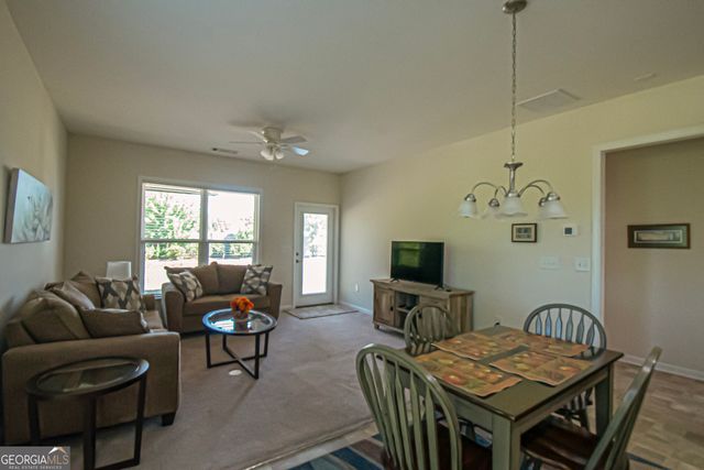 572 Beautyberry Drive, Griffin, GA 30223