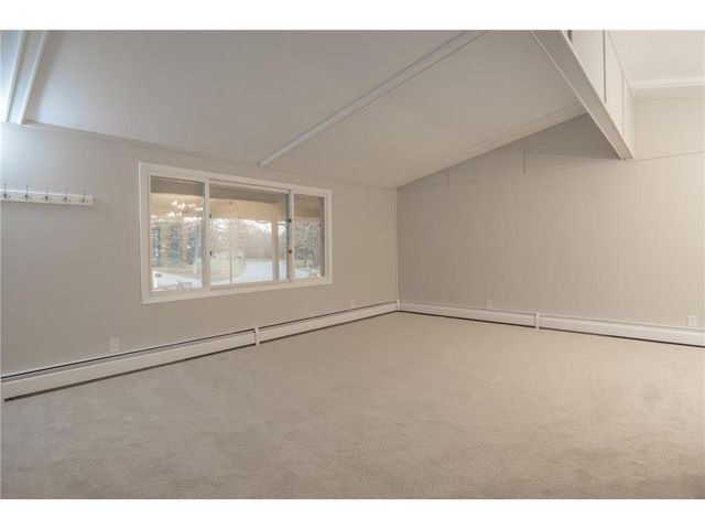 19115 Homestead Circle, Eden Prairie, MN 55346