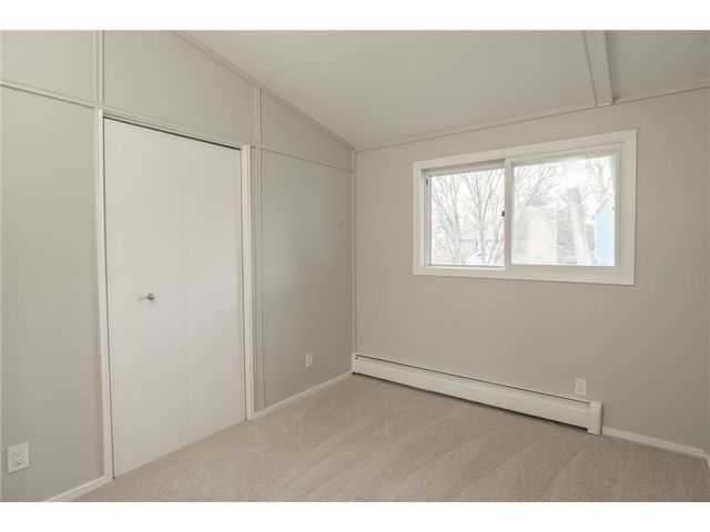 19115 Homestead Circle, Eden Prairie, MN 55346