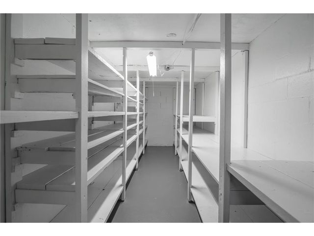 19115 Homestead Circle, Eden Prairie, MN 55346