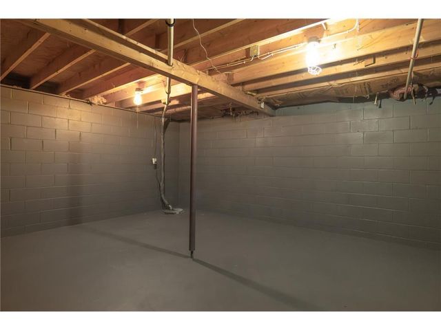 19115 Homestead Circle, Eden Prairie, MN 55346