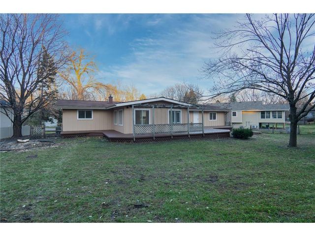 19115 Homestead Circle, Eden Prairie, MN 55346