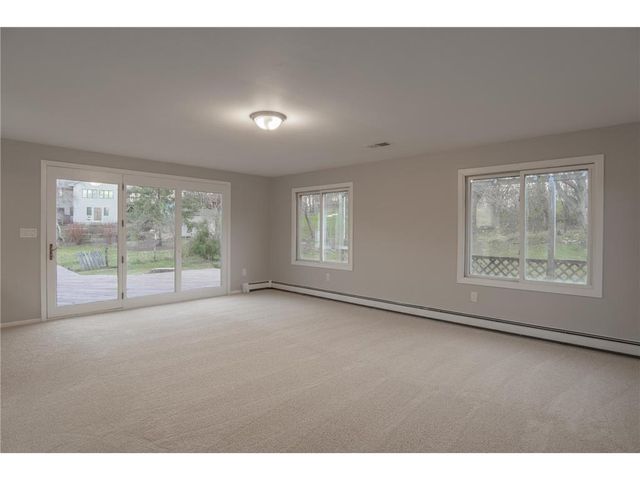 19115 Homestead Circle, Eden Prairie, MN 55346