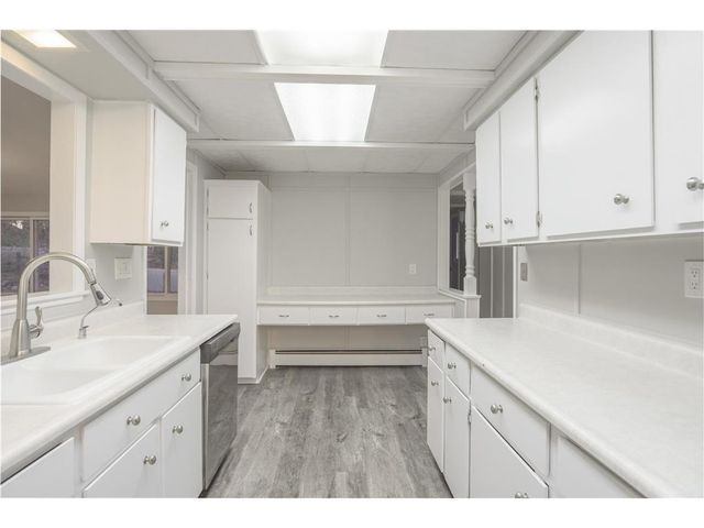 19115 Homestead Circle, Eden Prairie, MN 55346