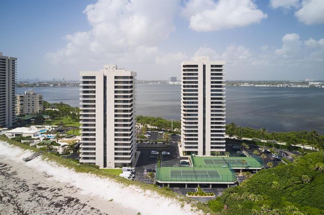 5550 N Ocean Drive 9D, Singer Island, FL 33404