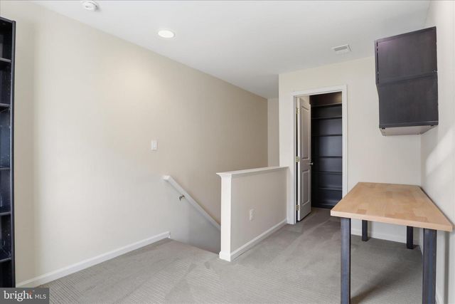 9157 STONEGARDEN DR, Lorton, VA 22079