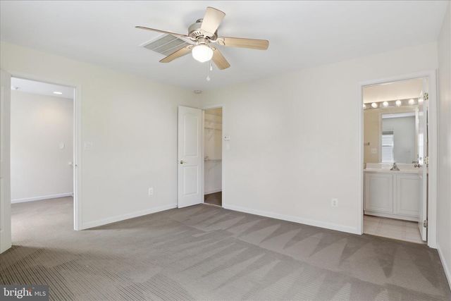 9157 STONEGARDEN DR, Lorton, VA 22079