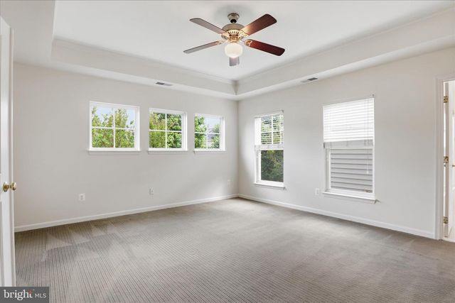 9157 STONEGARDEN DR, Lorton, VA 22079