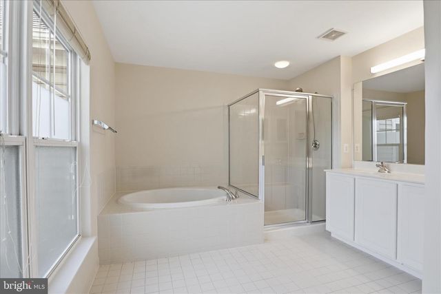 9157 STONEGARDEN DR, Lorton, VA 22079