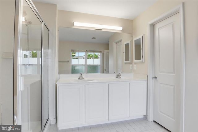 9157 STONEGARDEN DR, Lorton, VA 22079