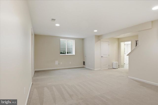 9157 STONEGARDEN DR, Lorton, VA 22079