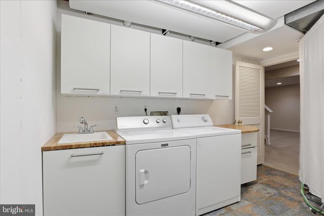 9157 STONEGARDEN DR, Lorton, VA 22079