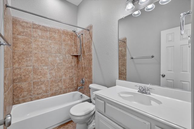 10987 Apple Valley Drive, Frisco, TX 75033