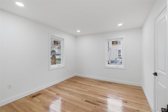 219 Granada Parkway, Lindenhurst, NY 11757