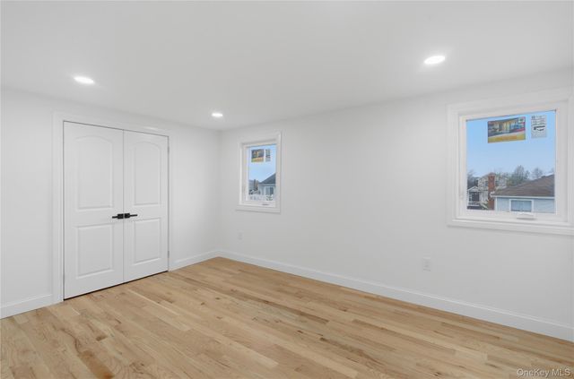 219 Granada Parkway, Lindenhurst, NY 11757