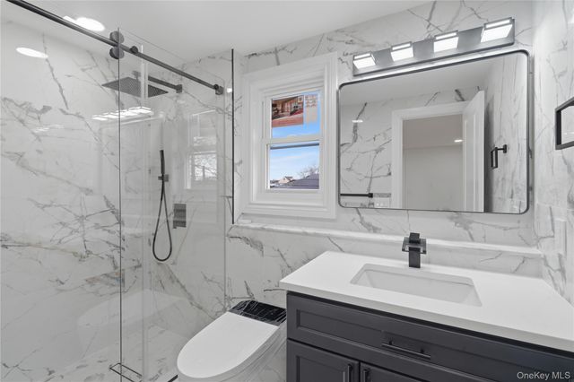 219 Granada Parkway, Lindenhurst, NY 11757
