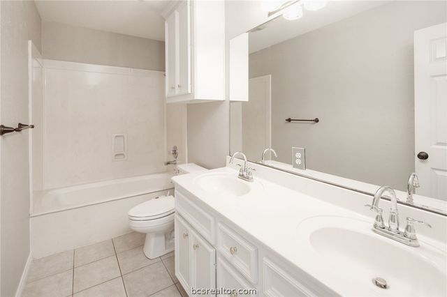 4601 Park Haven Circle, Bryan, TX 77802