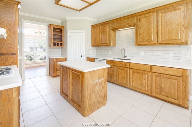 4601 Park Haven Circle, Bryan, TX 77802