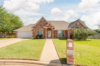 4601 Park Haven Circle, Bryan, TX 77802