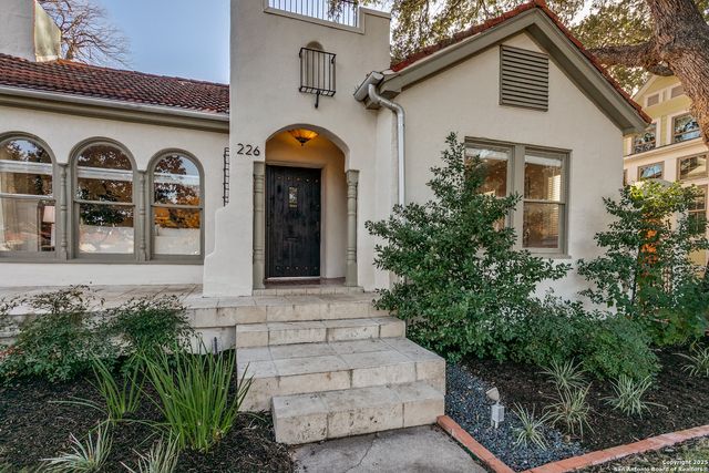 226 W Hollywood, San Antonio, TX 78212