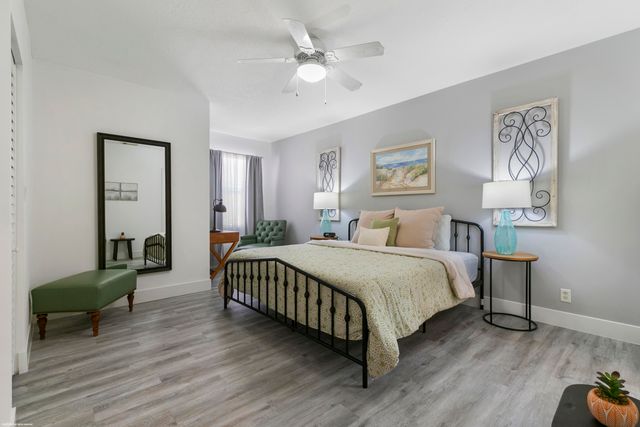 1543 Westchester Avenue, Wellington, FL 33414