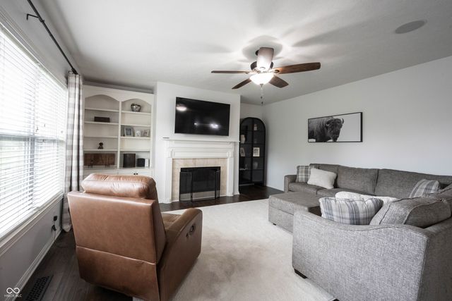 16477 Stonewolf Boulevard, Noblesville, IN 46060