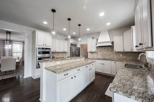 16477 Stonewolf Boulevard, Noblesville, IN 46060