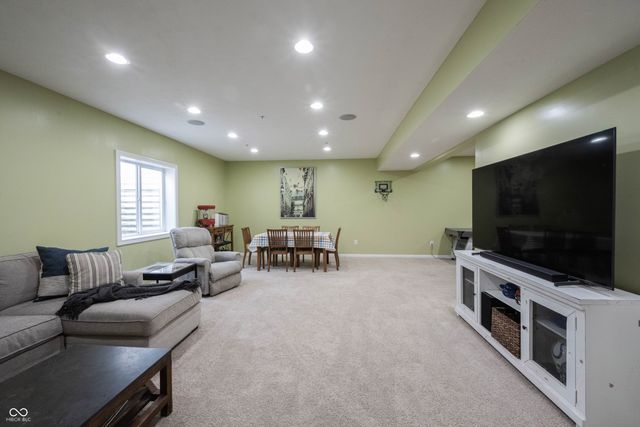 16477 Stonewolf Boulevard, Noblesville, IN 46060