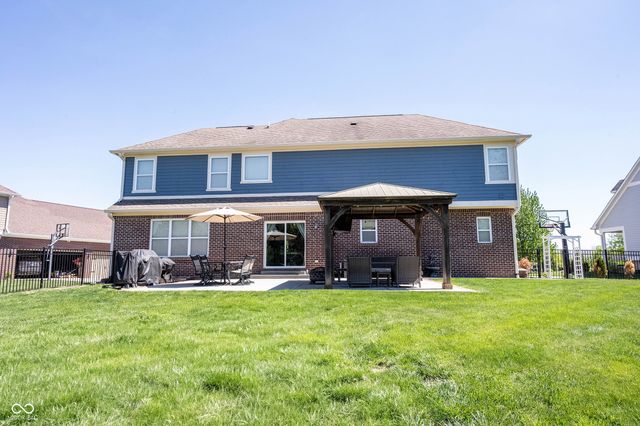 16477 Stonewolf Boulevard, Noblesville, IN 46060