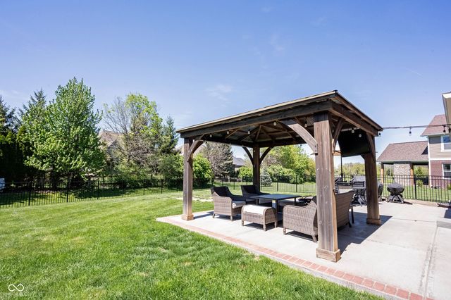 16477 Stonewolf Boulevard, Noblesville, IN 46060