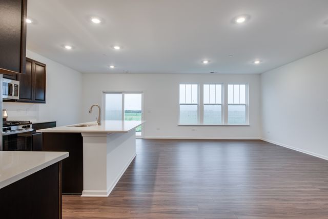 235 Cooney Way, Oswego, IL 60543