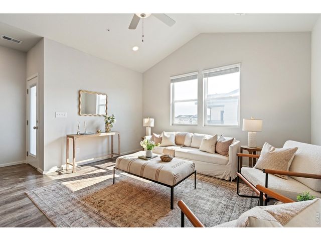 2290 Setting Sun Dr 1, Windsor, CO 80550