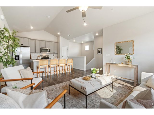 2290 Setting Sun Dr 1, Windsor, CO 80550