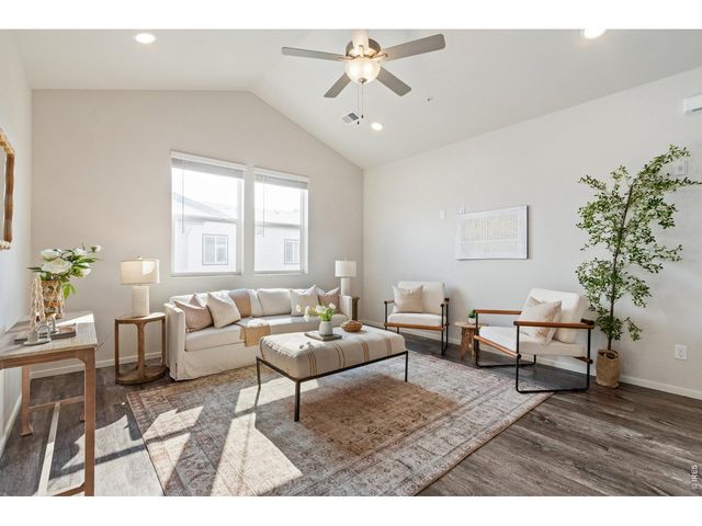 2290 Setting Sun Dr 1, Windsor, CO 80550