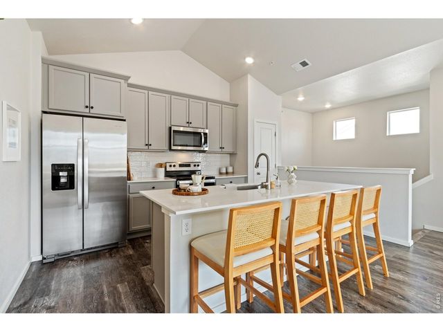 2290 Setting Sun Dr 1, Windsor, CO 80550