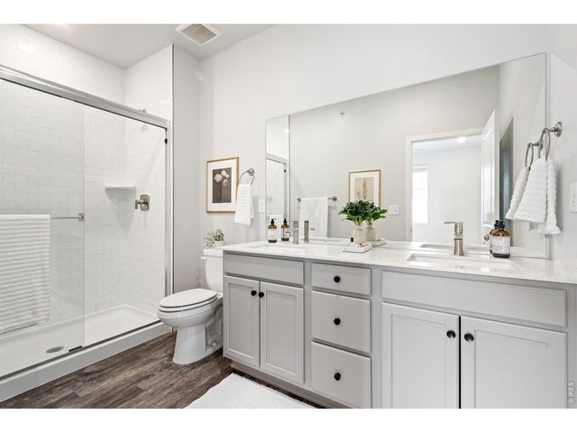 2290 Setting Sun Dr 1, Windsor, CO 80550