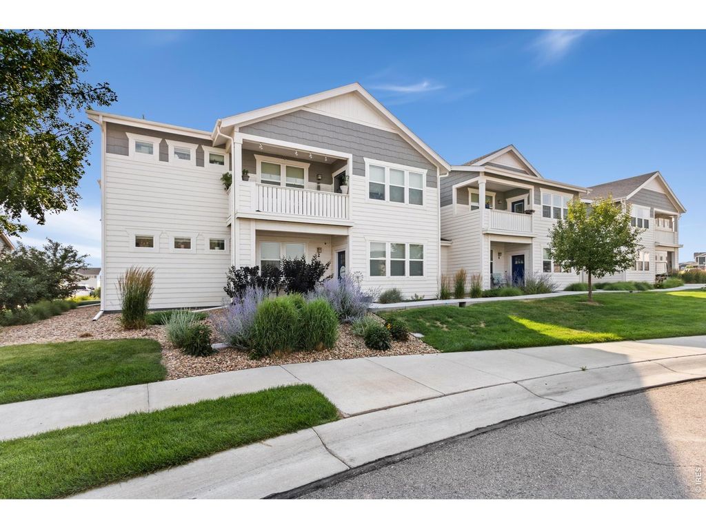 2290 Setting Sun Dr 1, Windsor, CO 80550