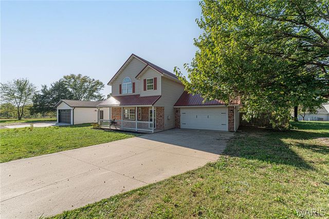 612 York Street, Crocker, MO 65452