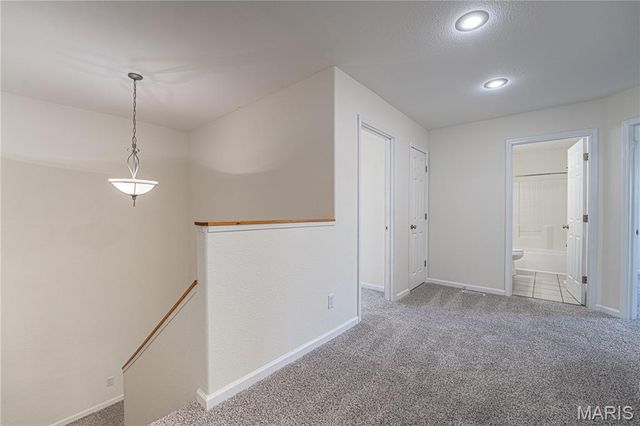 612 York Street, Crocker, MO 65452