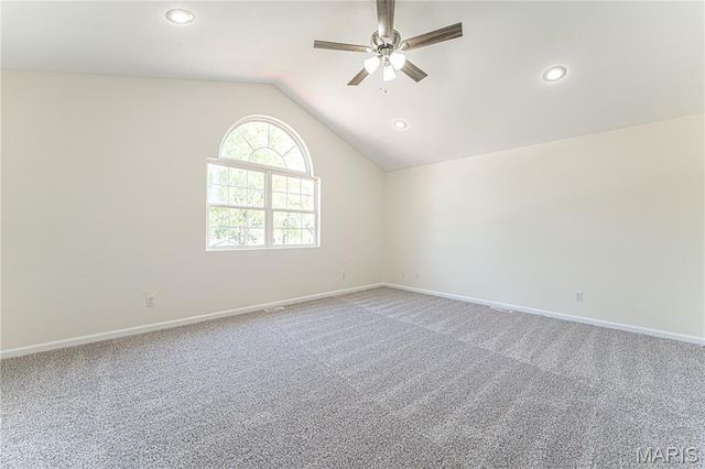 612 York Street, Crocker, MO 65452