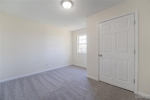 612 York Street, Crocker, MO 65452