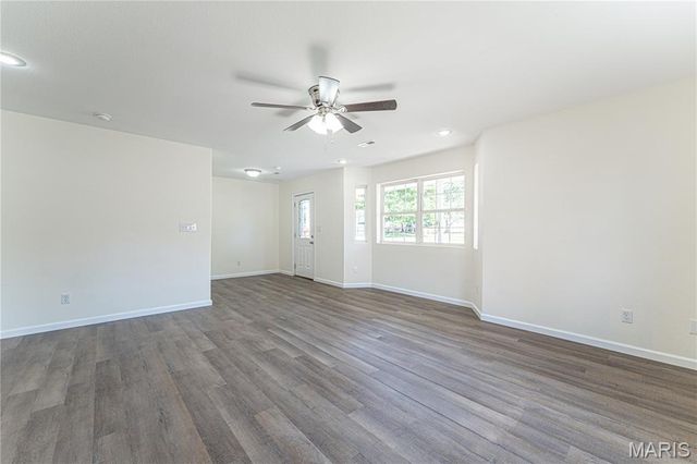 612 York Street, Crocker, MO 65452