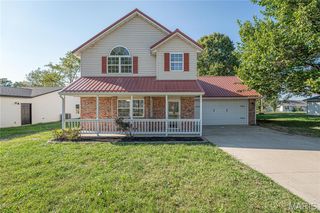 612 York Street, Crocker, MO 65452