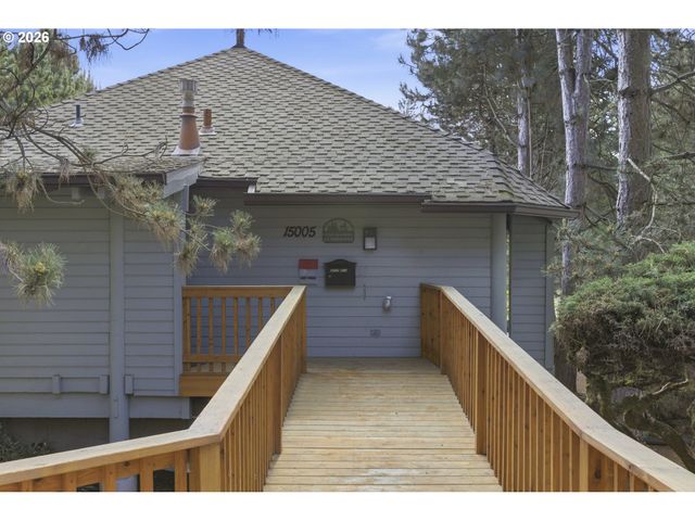 15060 Sw VILLAGE Ln, Beaverton, OR 97007