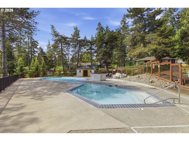 15060 Sw VILLAGE Ln, Beaverton, OR 97007